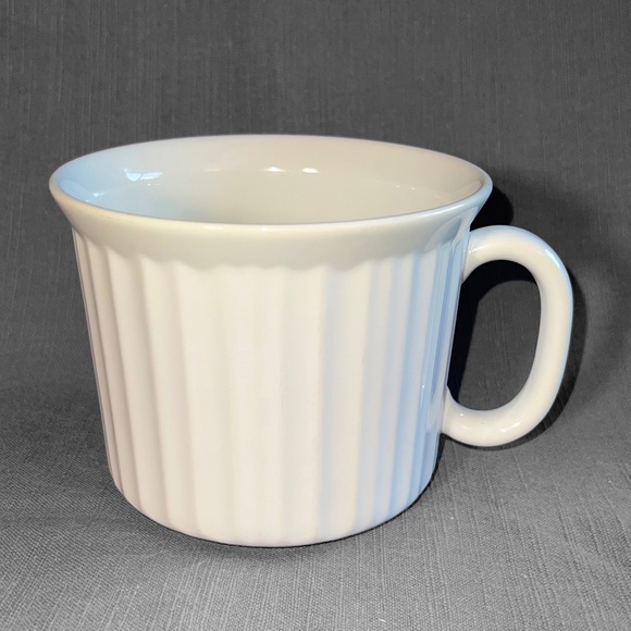 Corning Wear French White Pop-Ins Mug 1 - Picture 1 of 7